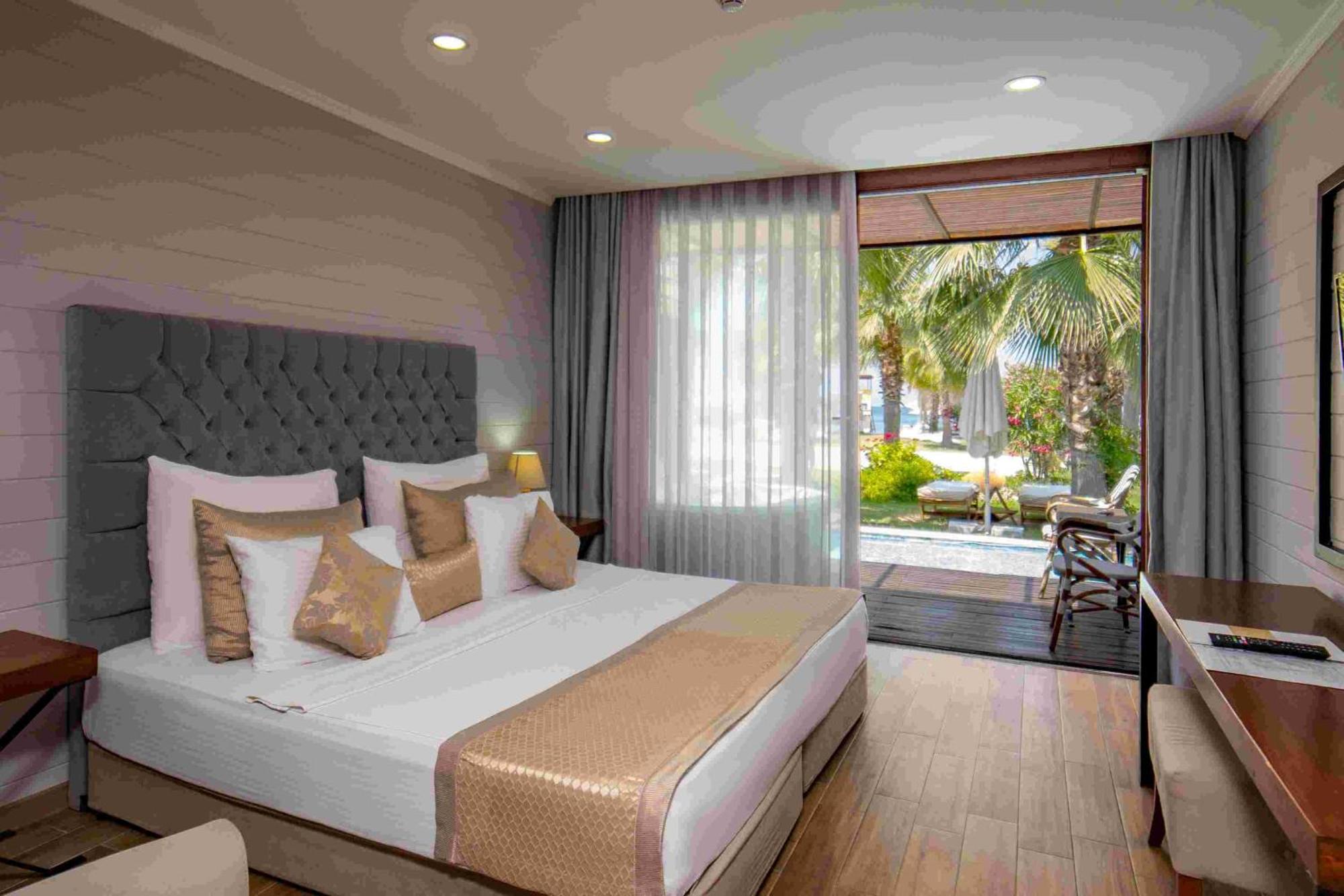 Risus Beach Resort Hotel Κουσάντασι Εξωτερικό φωτογραφία