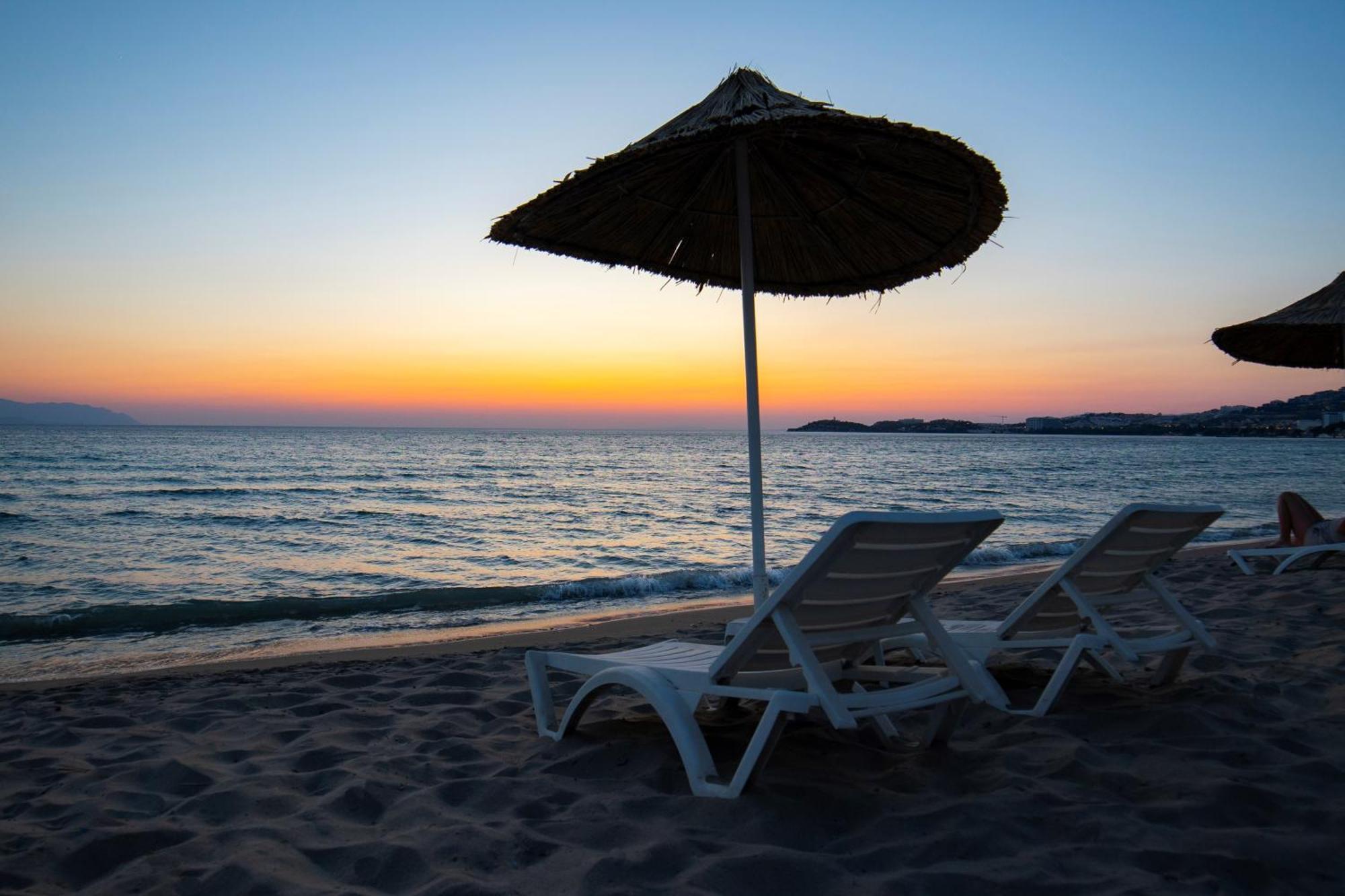 Risus Beach Resort Hotel Κουσάντασι Εξωτερικό φωτογραφία